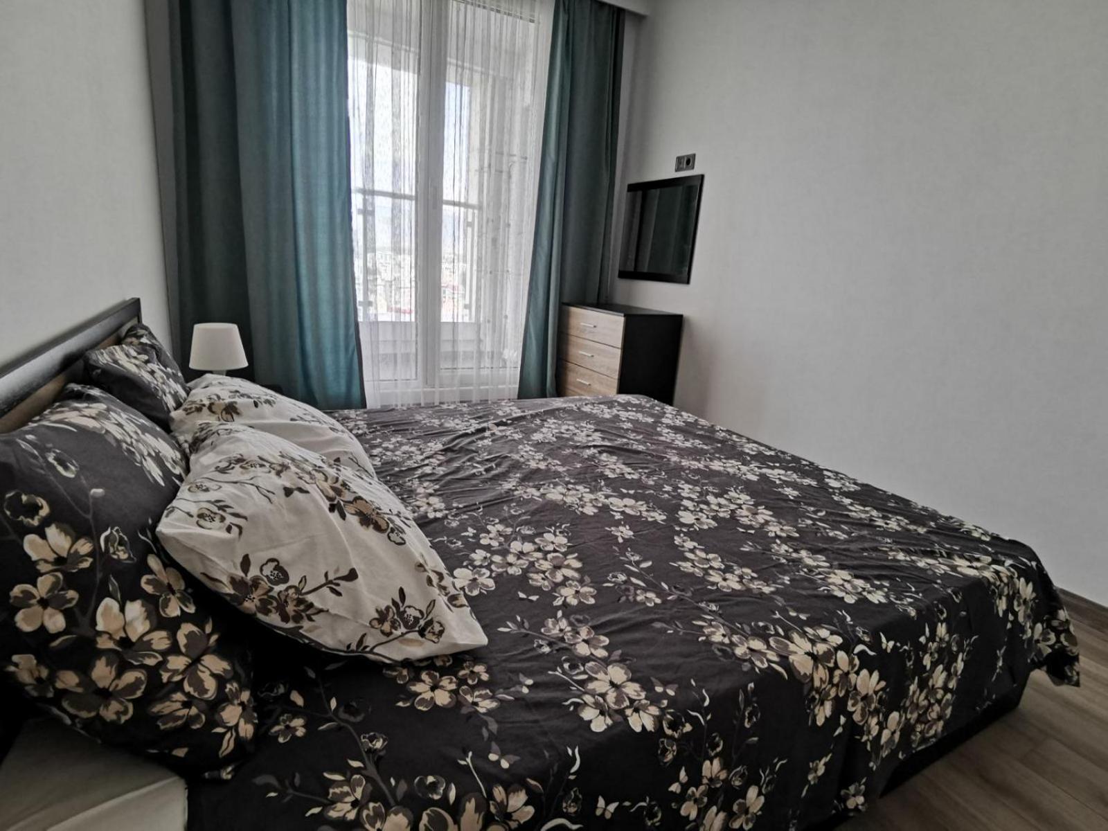 Oak Sky Apartment Spa & Fitness سكوبجي المظهر الخارجي الصورة